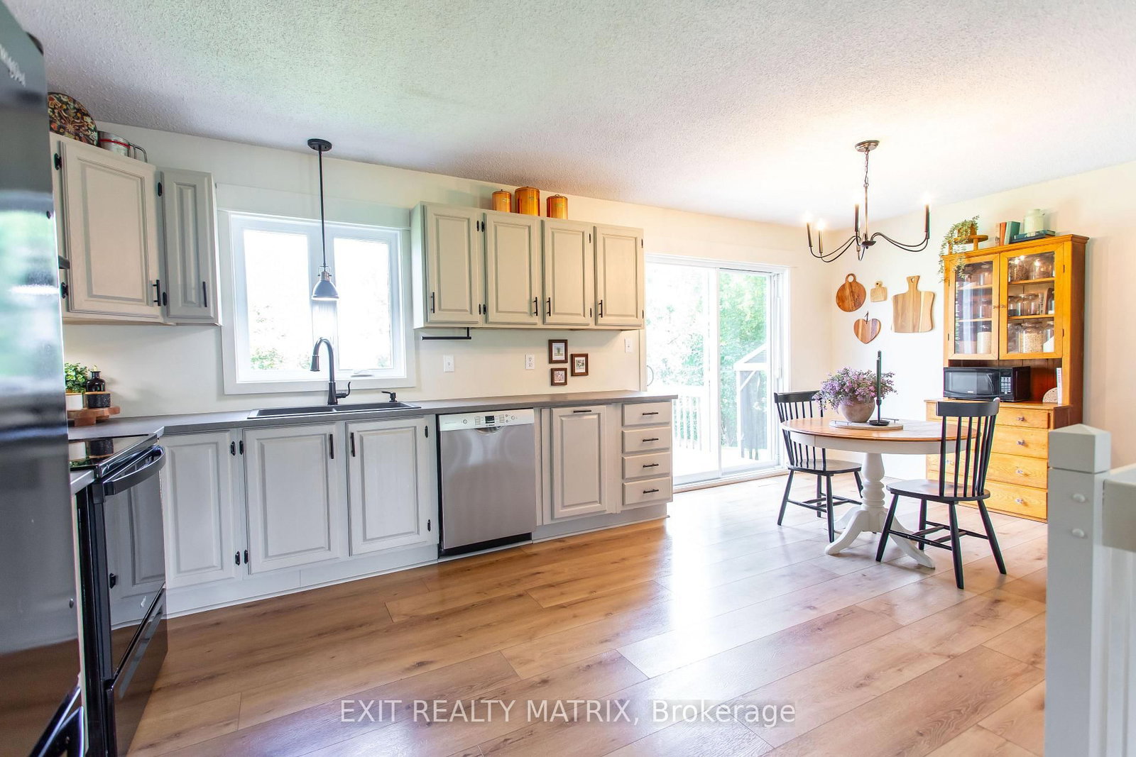 207 Marion Street • Russell, ON photo 9