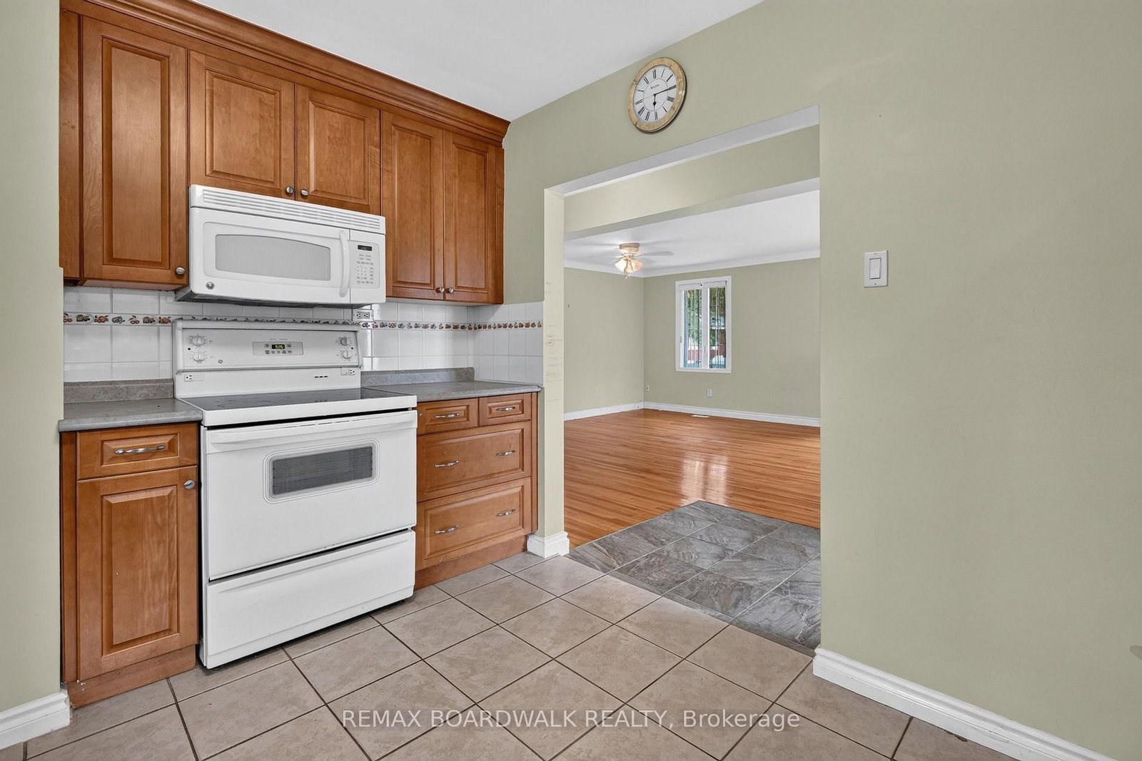 583 Donald Street • Ottawa, ON photo 14