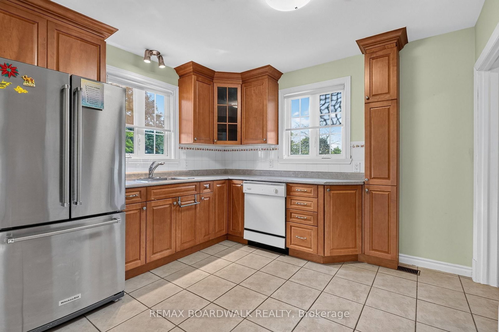 583 Donald Street • Ottawa, ON photo 15