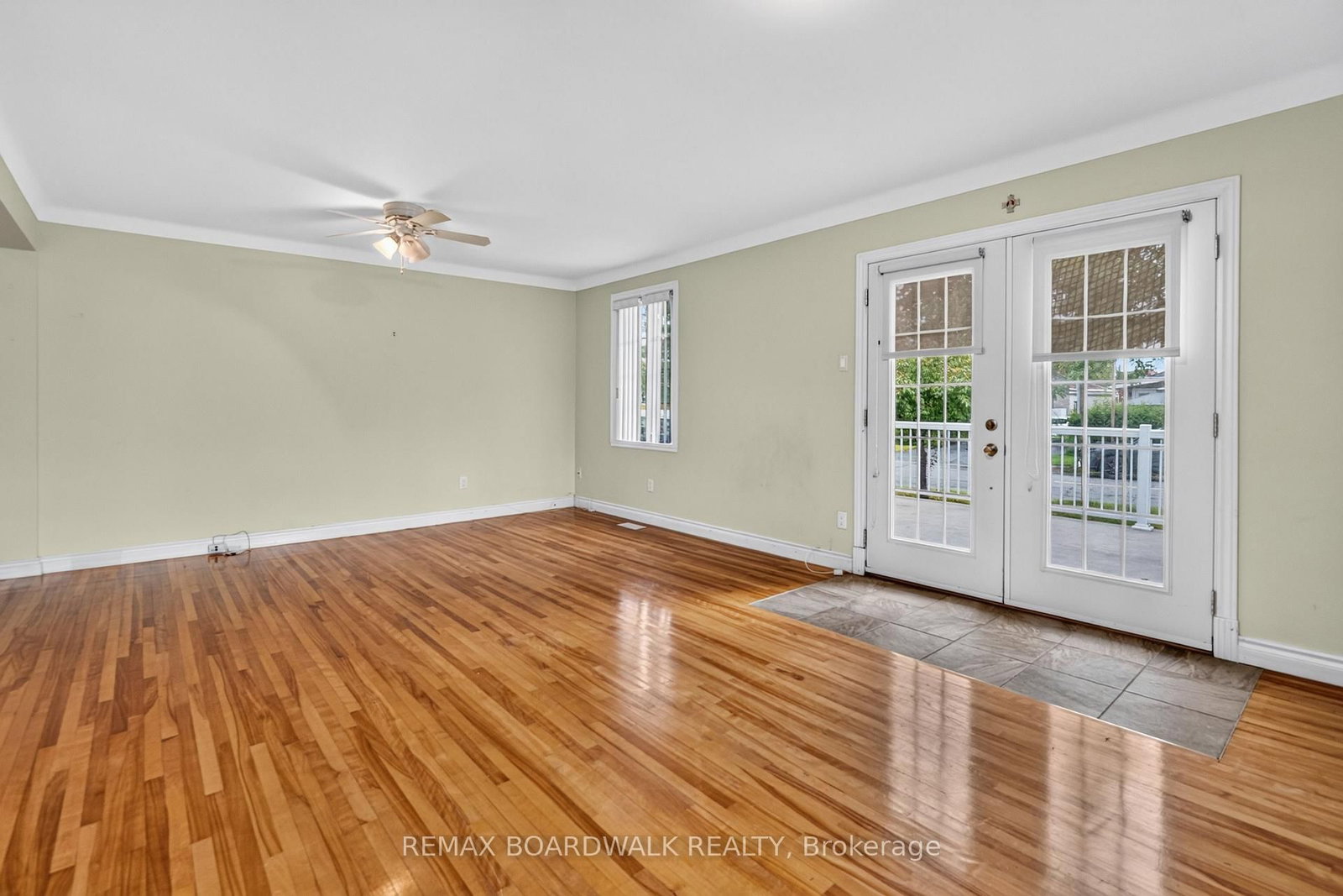 583 Donald Street • Ottawa, ON photo 16