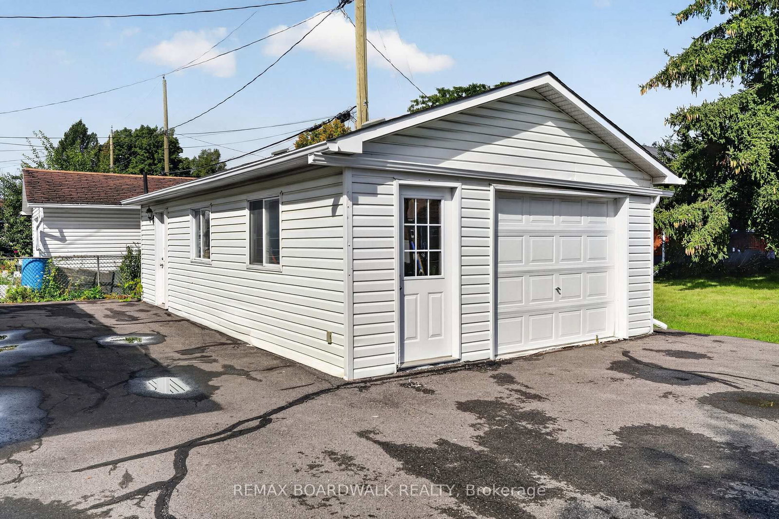 583 Donald Street • Ottawa, ON photo 8