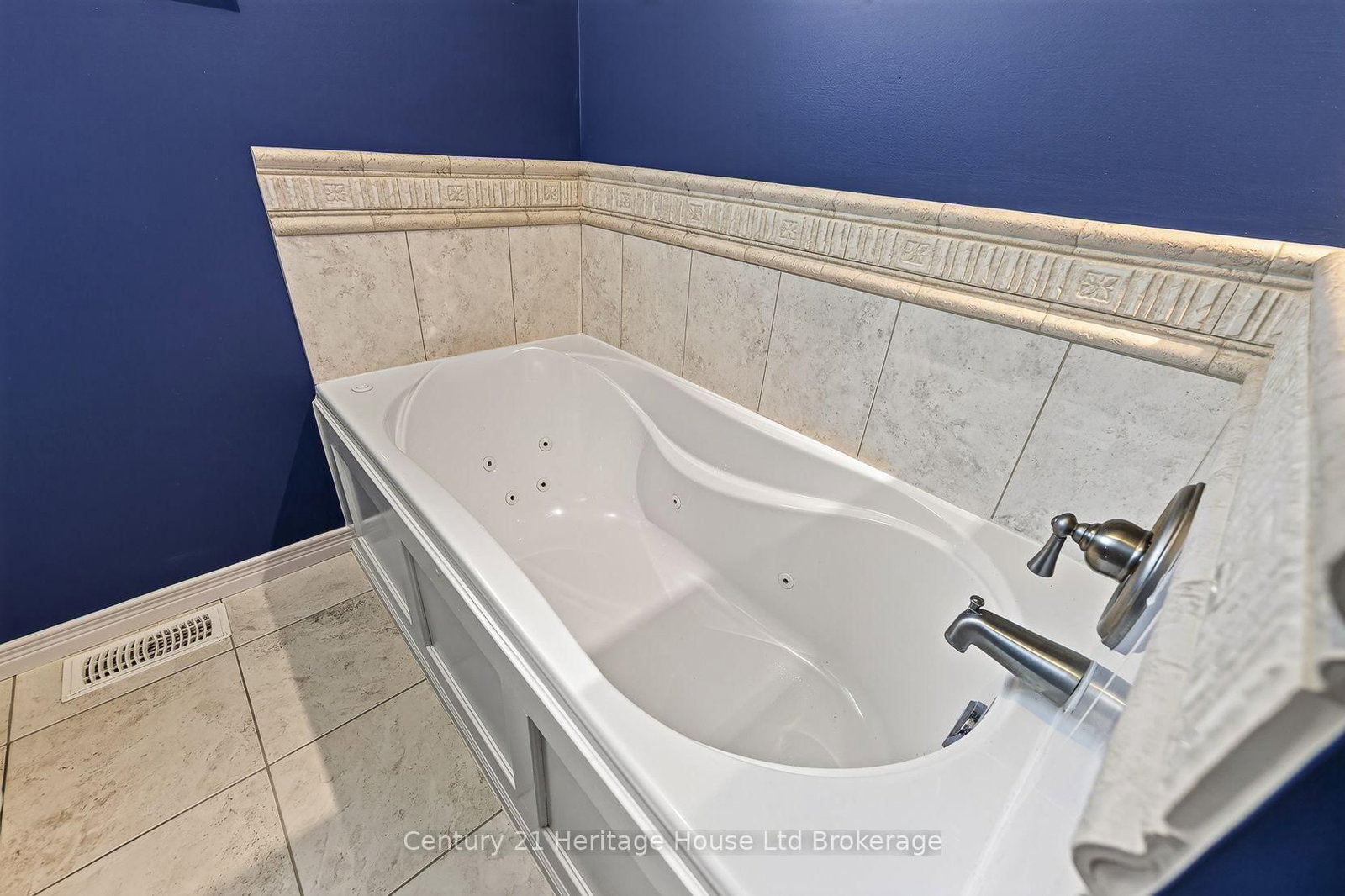 27 Silcox Place • Woodstock, ON photo 27
