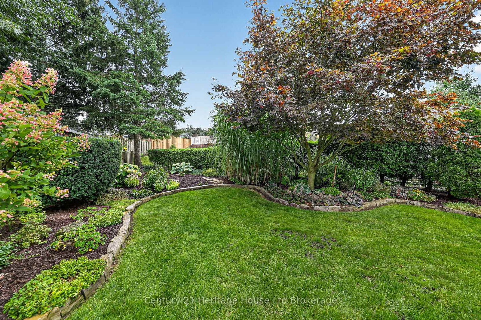 27 Silcox Place • Woodstock, ON photo 46