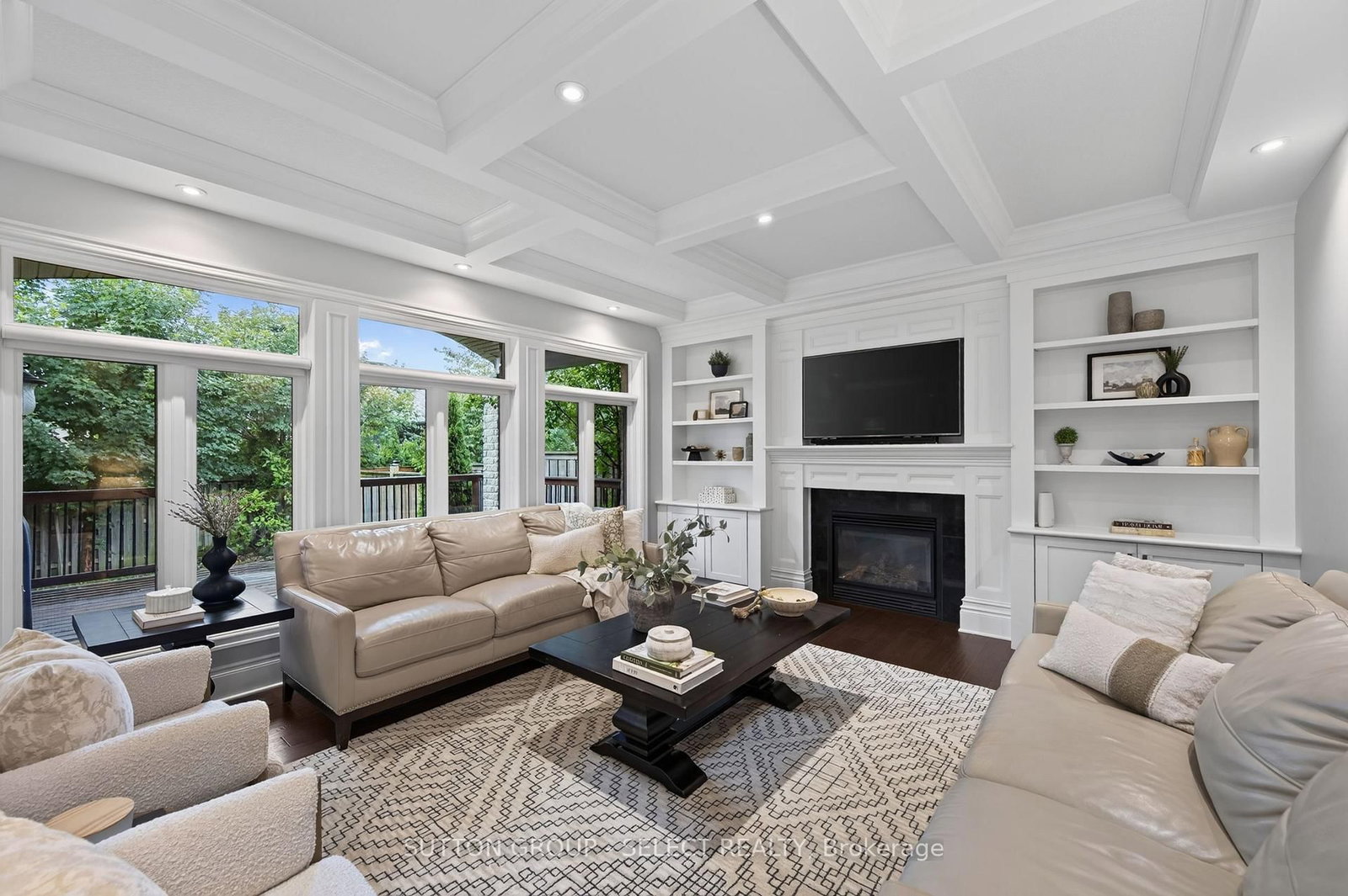 881 Foxcreek Road • London North, ON photo 12