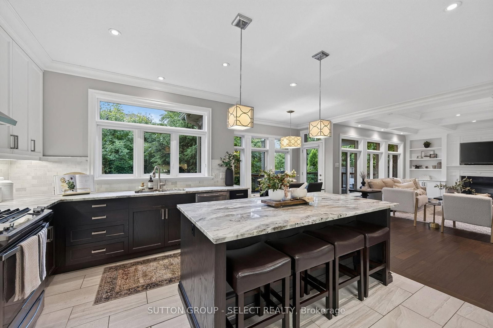 881 Foxcreek Road • London North, ON photo 16