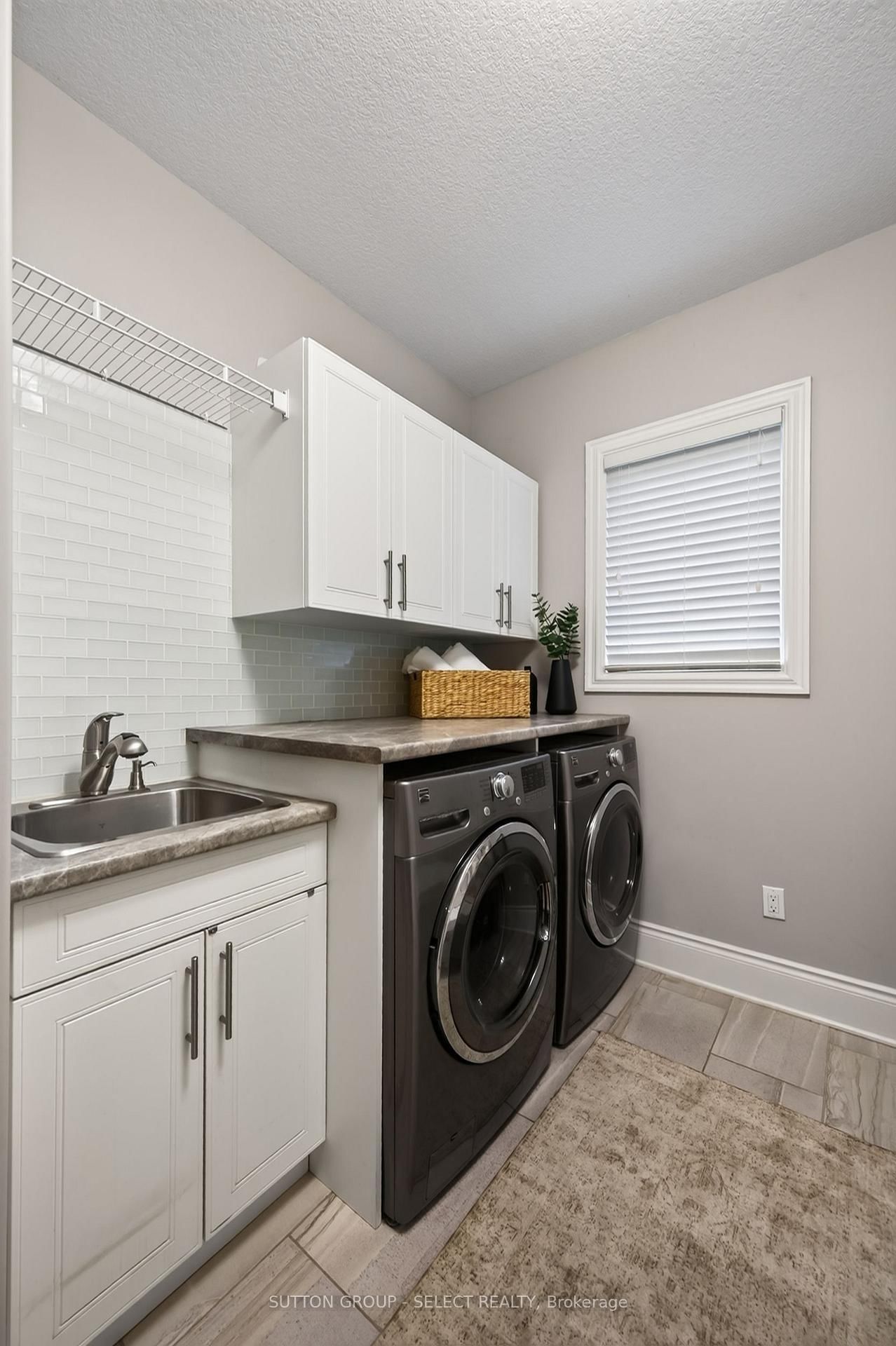 881 Foxcreek Road • London North, ON photo 17