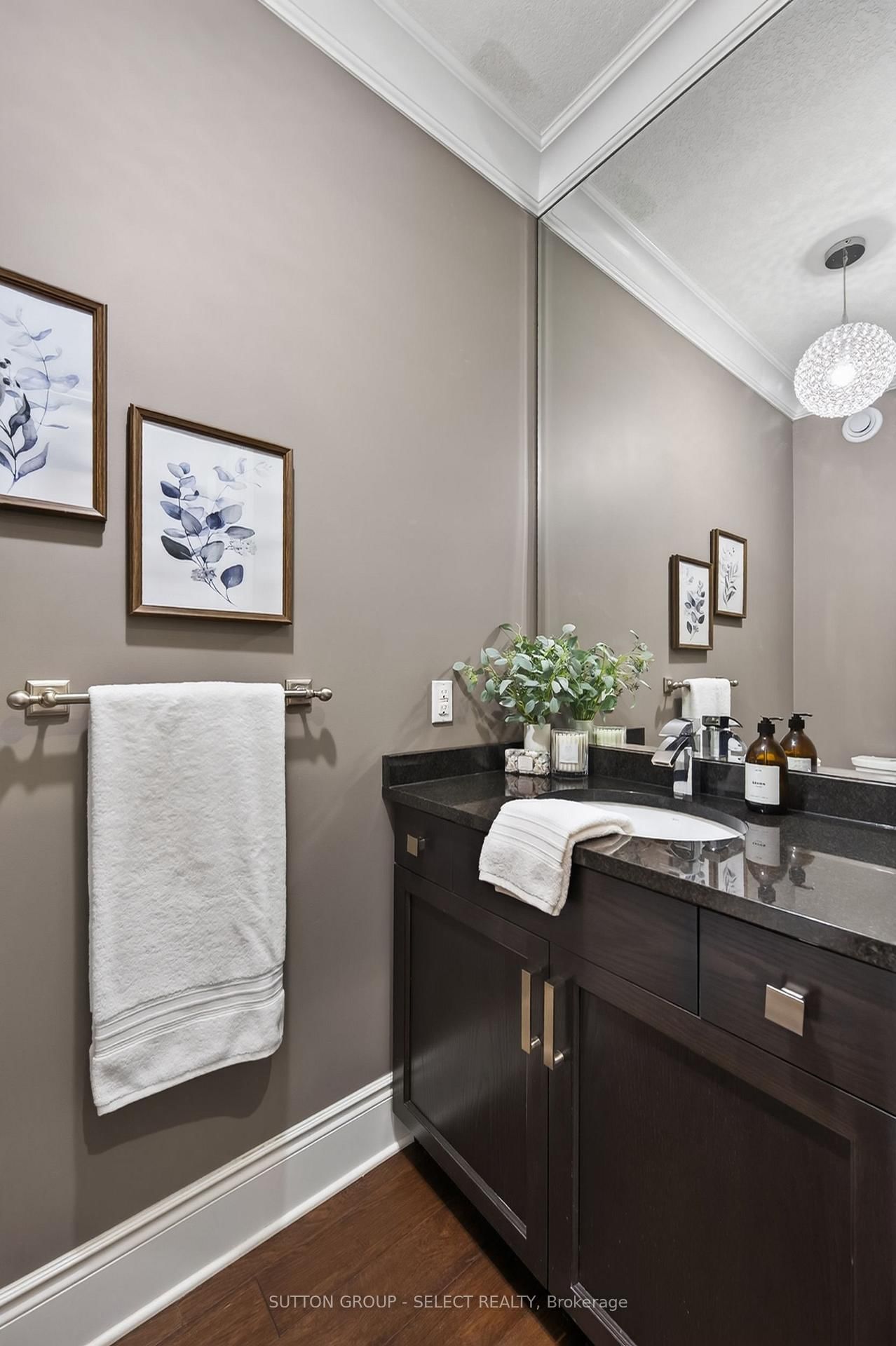 881 Foxcreek Road • London North, ON photo 19