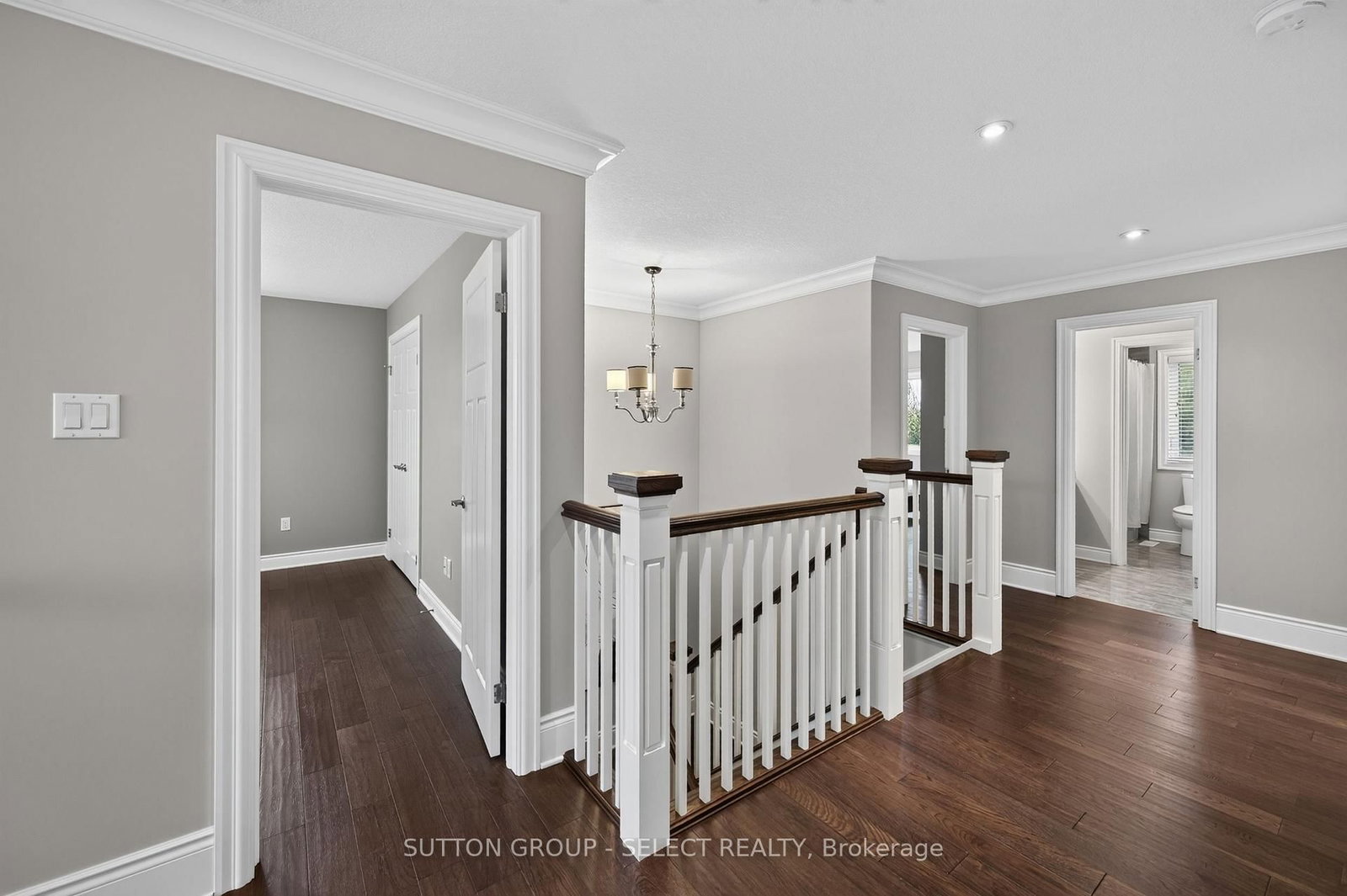881 Foxcreek Road • London North, ON photo 21