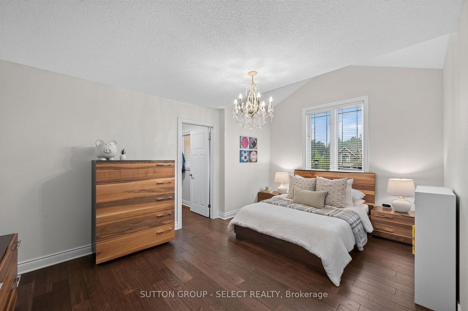 881 Foxcreek Road • London North, ON photo 26