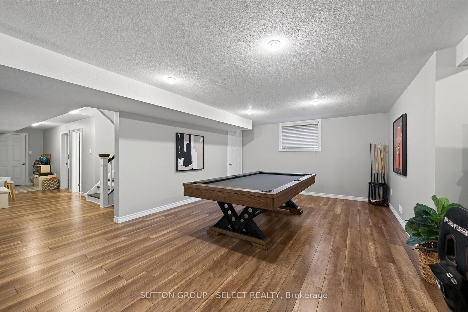 881 Foxcreek Road • London North, ON photo 34