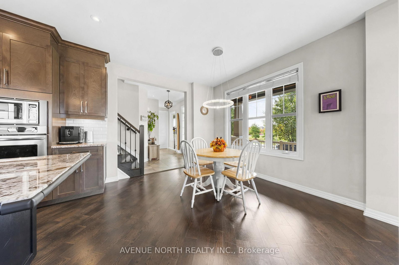 120 Mandalay Street • Ottawa, ON photo 6