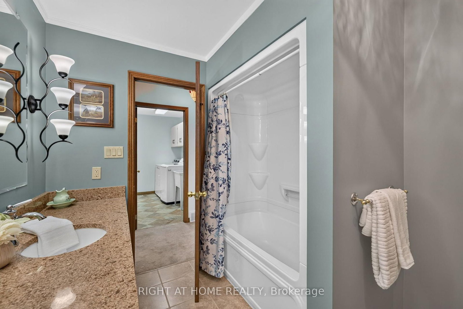 13 St Ladislaus Street • Norfolk, ON photo 21