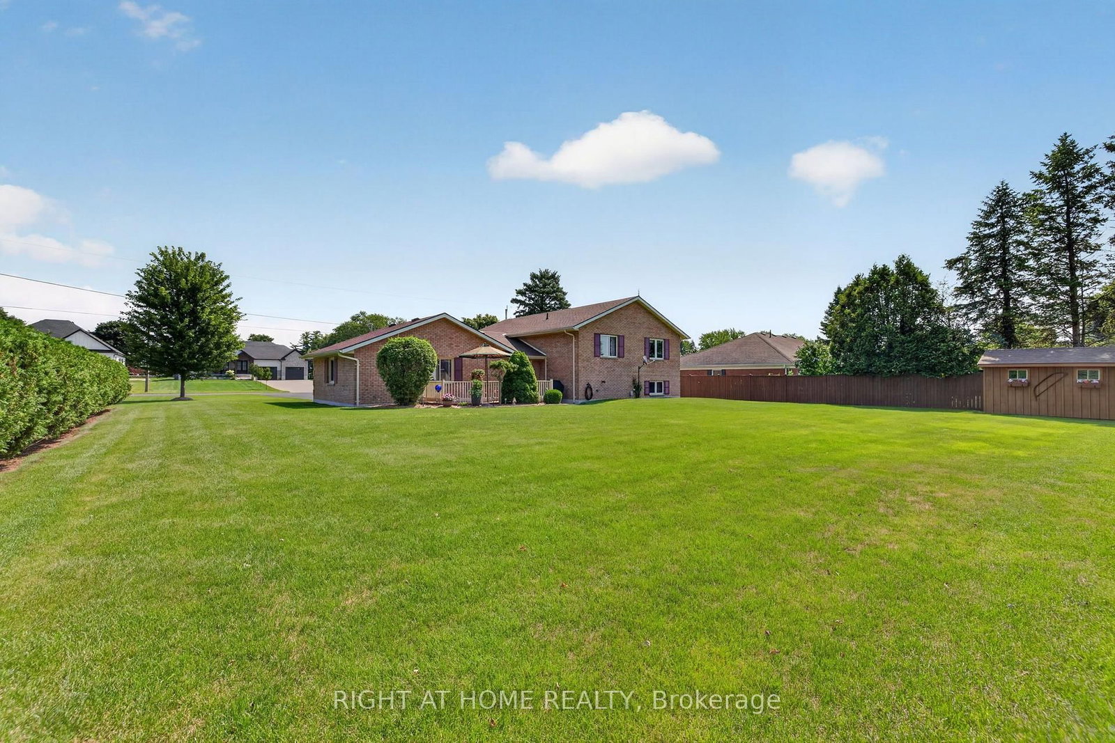 13 St Ladislaus Street • Norfolk, ON photo 36
