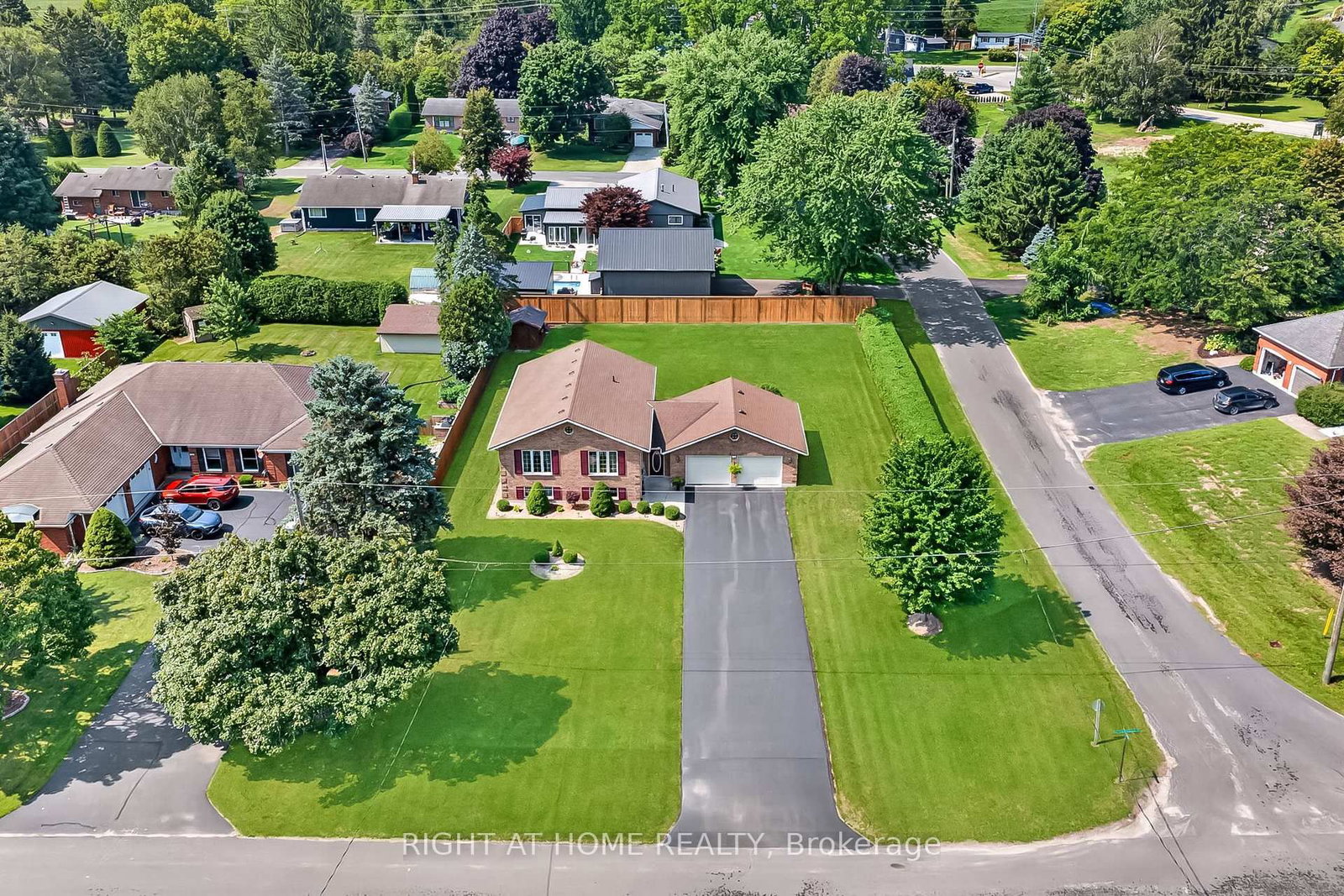 13 St Ladislaus Street • Norfolk, ON photo 39