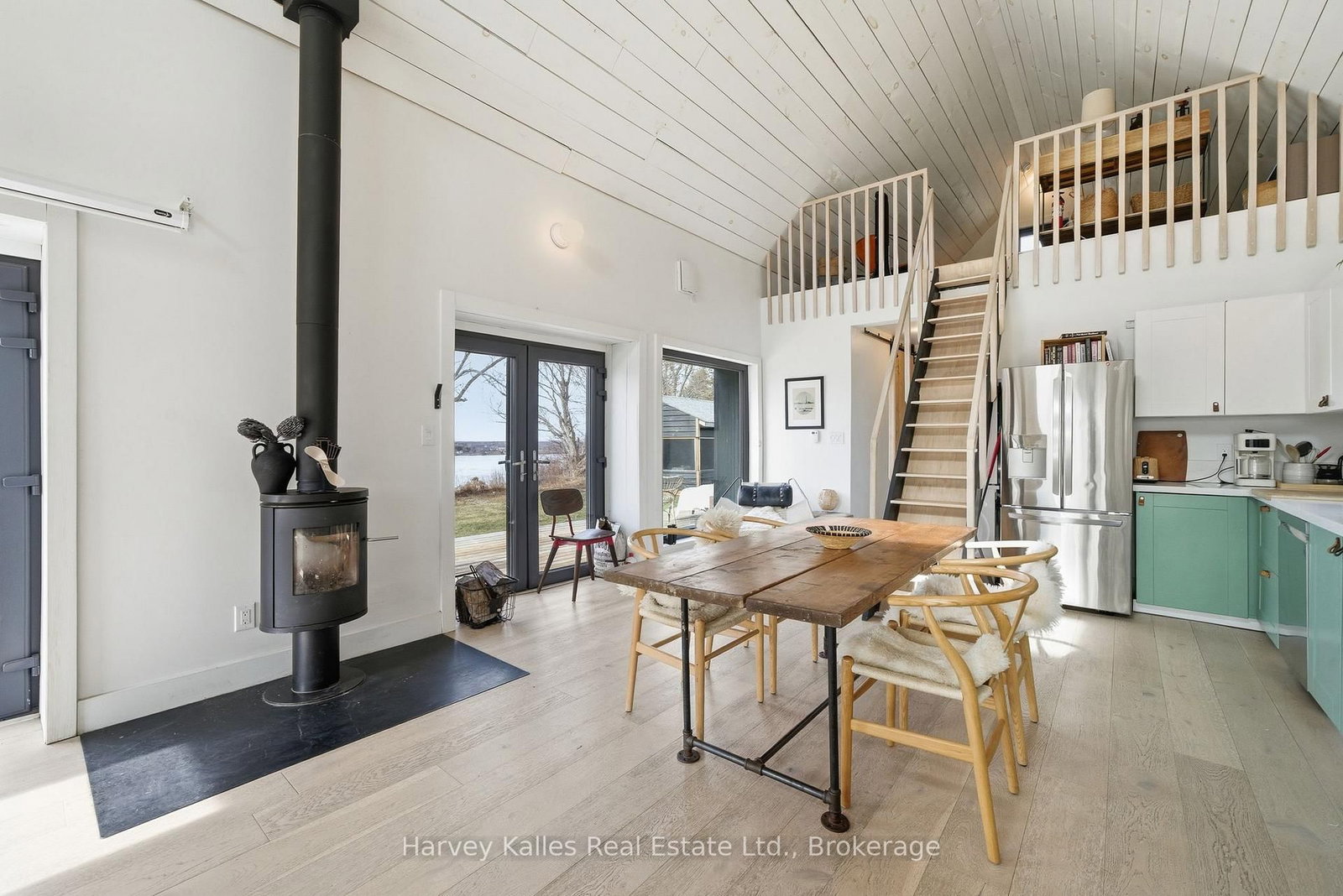 2175 County Road 7 • Prince Edward County, ON photo 10