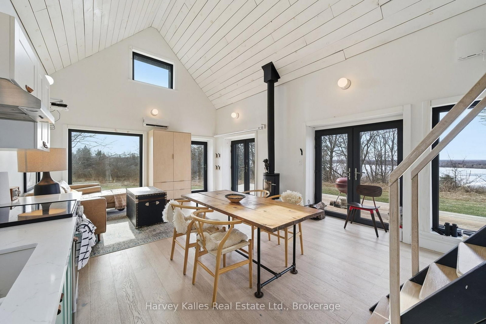 2175 County Road 7 • Prince Edward County, ON photo 5