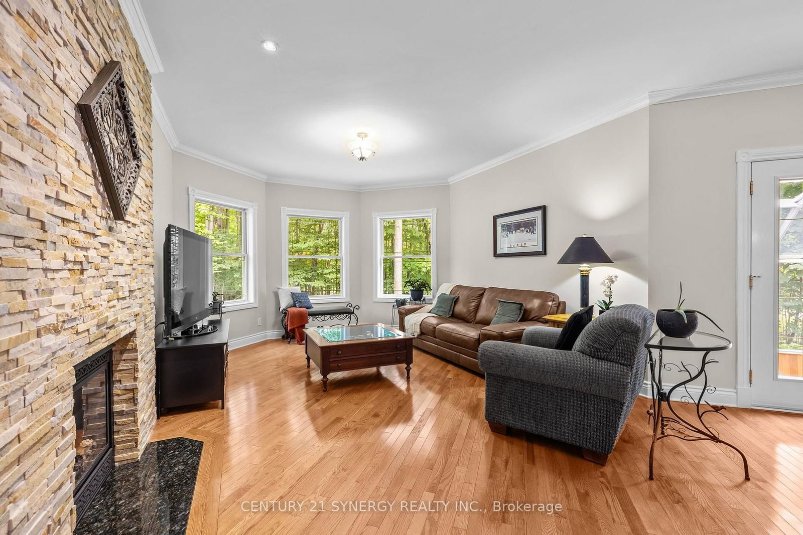 5732 Queenscourt Crescent • Ottawa, ON photo 23