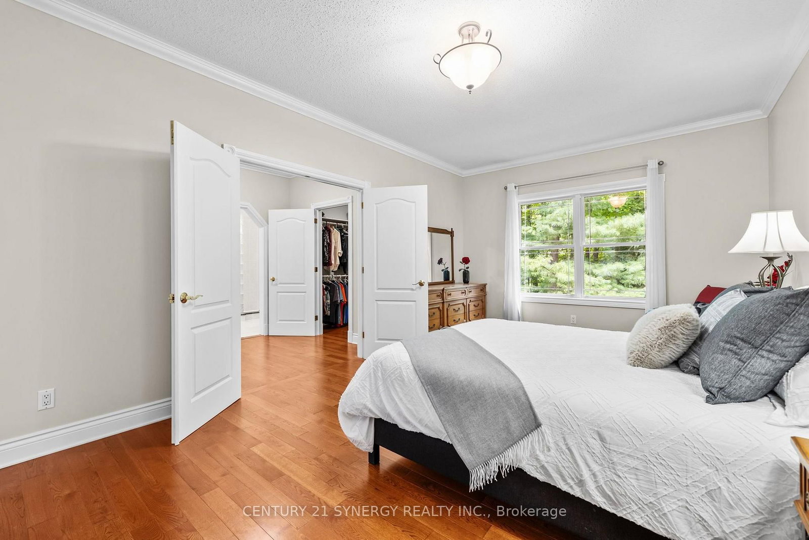 5732 Queenscourt Crescent • Ottawa, ON photo 29