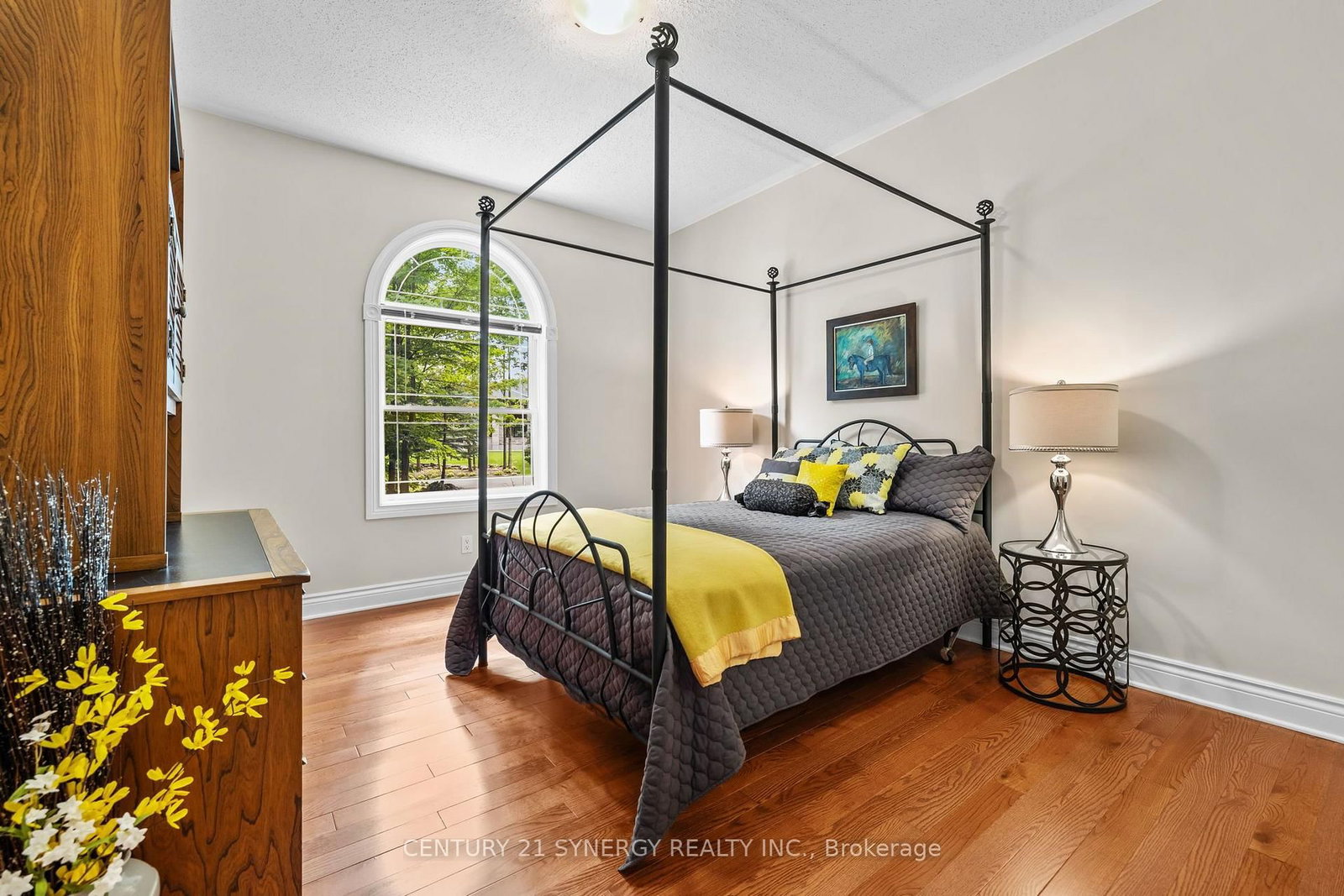 5732 Queenscourt Crescent • Ottawa, ON photo 35