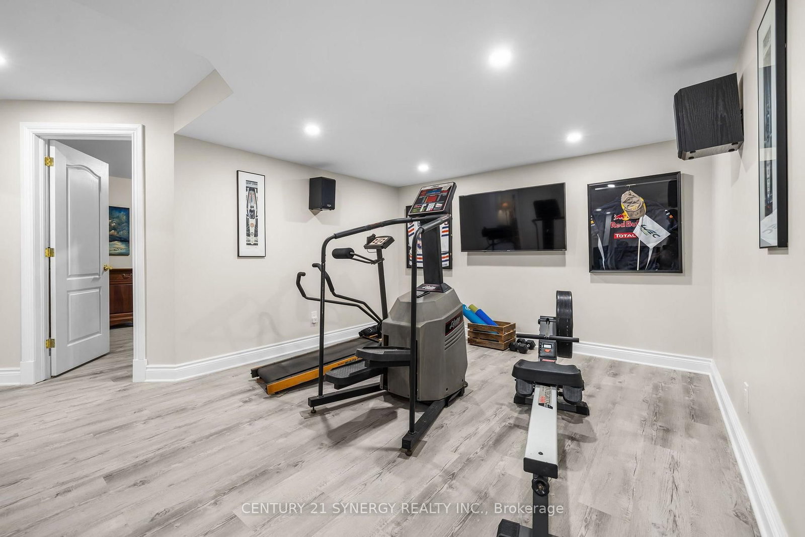 5732 Queenscourt Crescent • Ottawa, ON photo 40