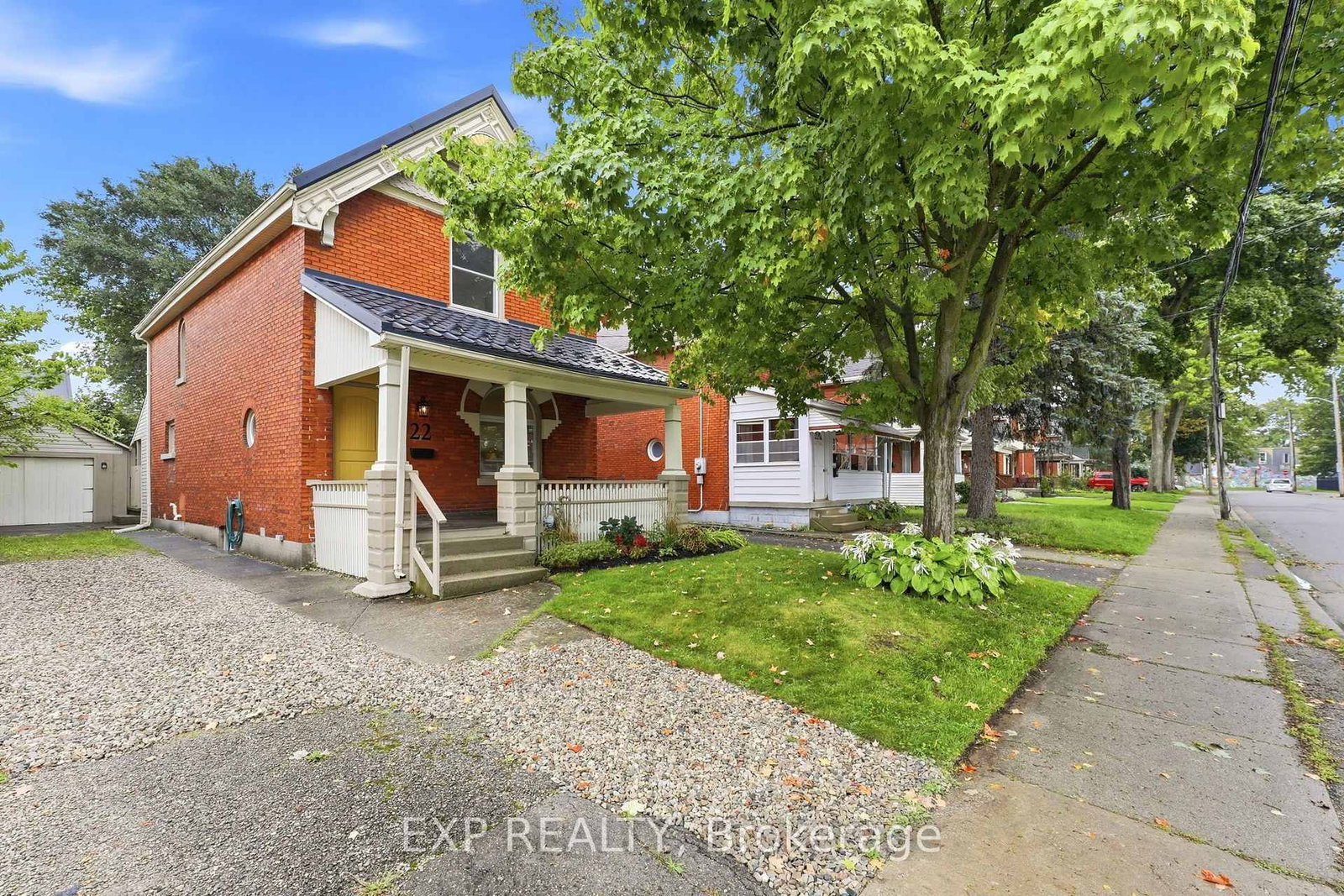 22 Hyatt Avenue • London East, ON photo 1