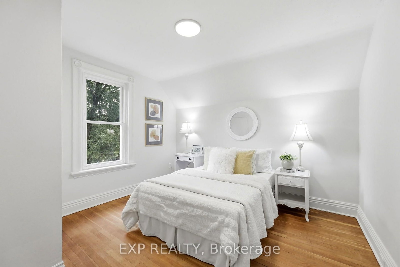 22 Hyatt Avenue • London East, ON photo 21