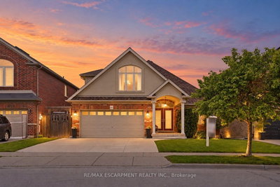Detached House for sale at 160 Festival Way, Hamilton, Ontario, L0R 1C0 - Binbrook - MLS: X13768798