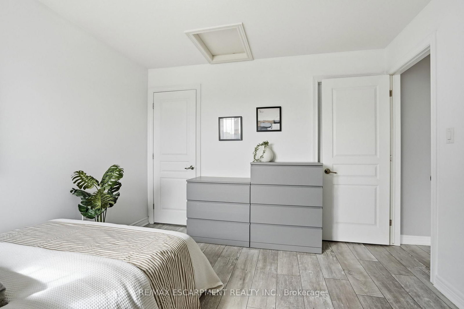 160 Festival Way • Hamilton, ON photo 30