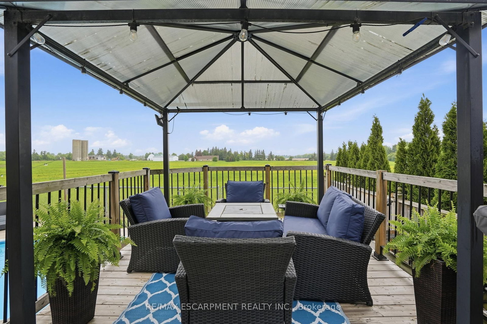 160 Festival Way • Hamilton, ON photo 44