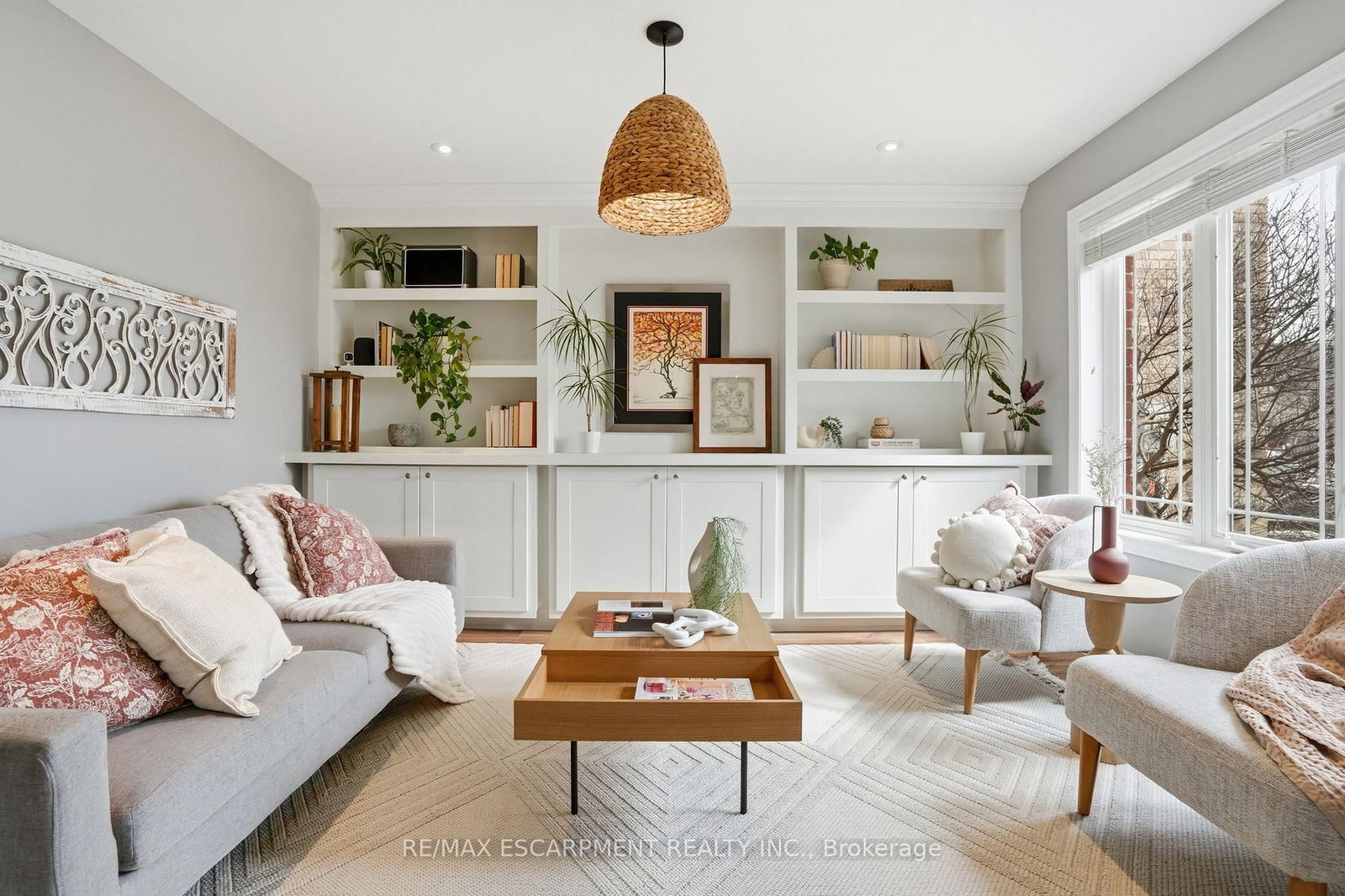 160 Festival Way • Hamilton, ON photo 5