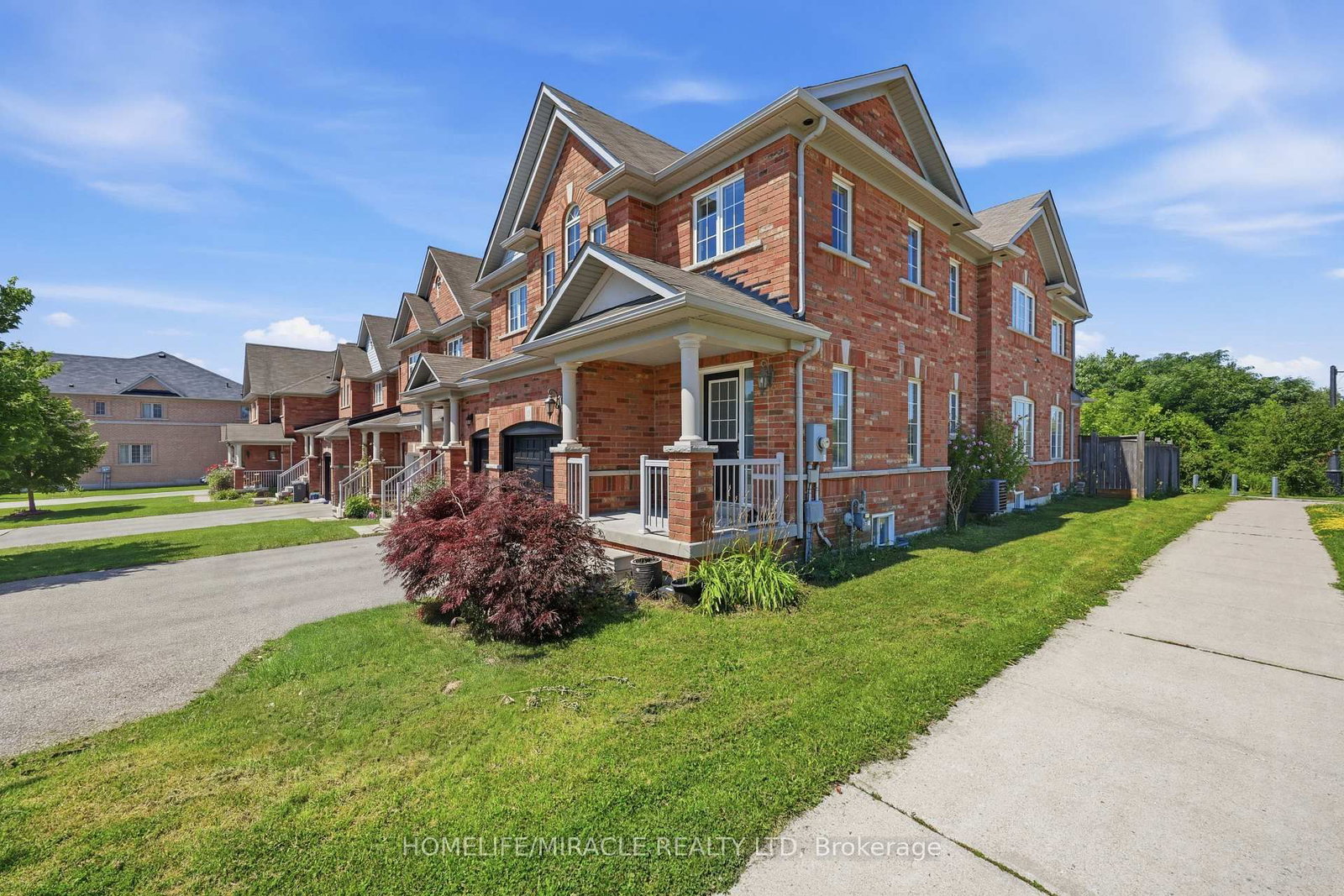 15 Mcphail Place • Hamilton, ON photo 5
