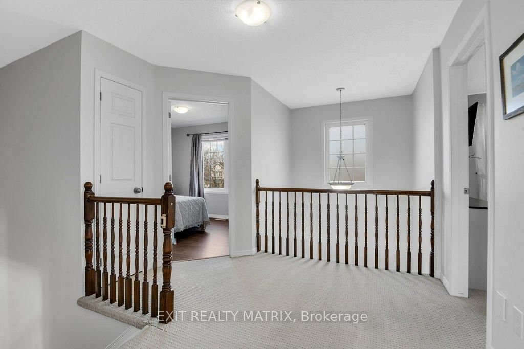 6949 Mary Anne Drive • Ottawa, ON photo 16