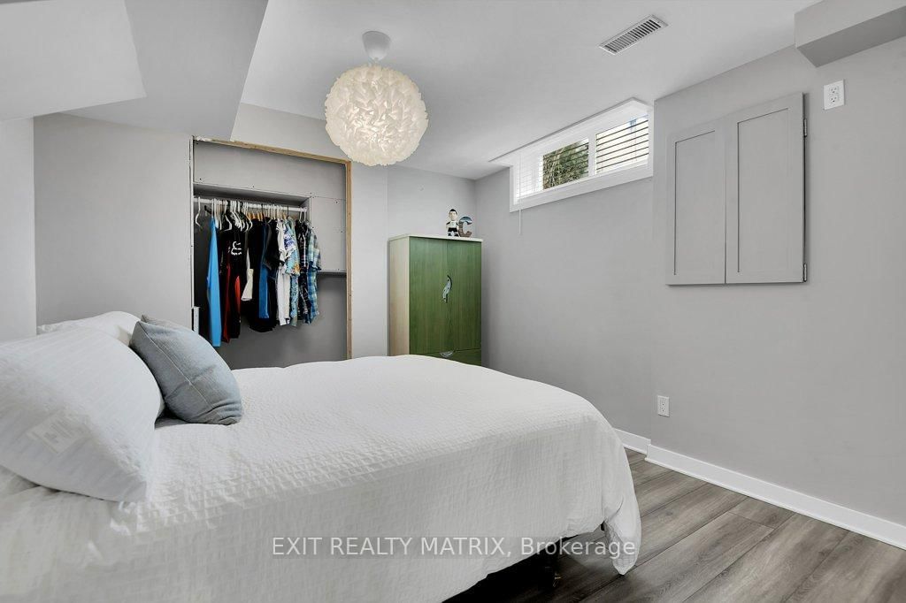 6949 Mary Anne Drive • Ottawa, ON photo 30