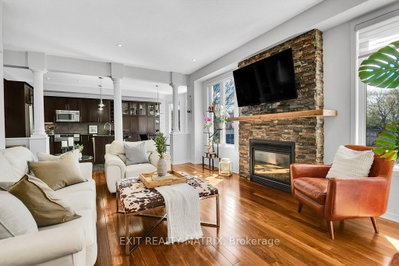 6949 Mary Anne Drive • Ottawa, ON photo 9