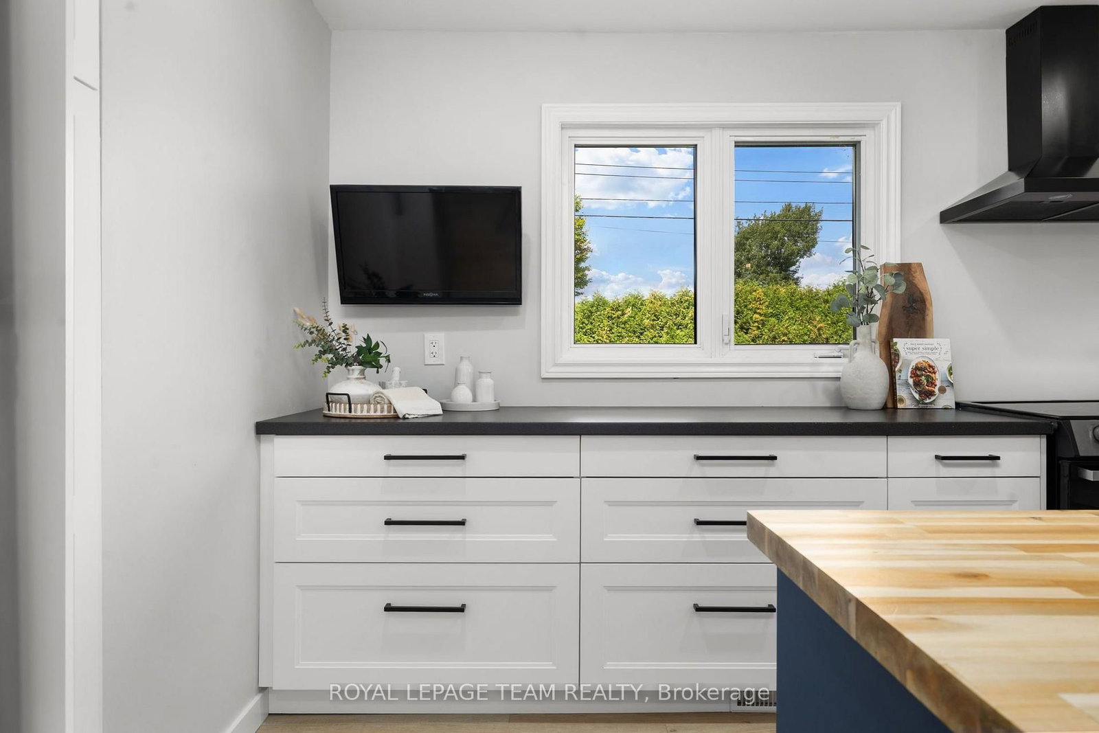 6572 Jack Pine Crescent • Greely, ON photo 16