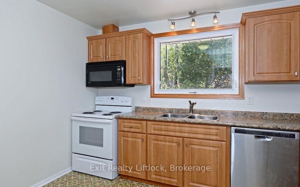 Main Floor - 4 Wallis Drive, Peterborough 4