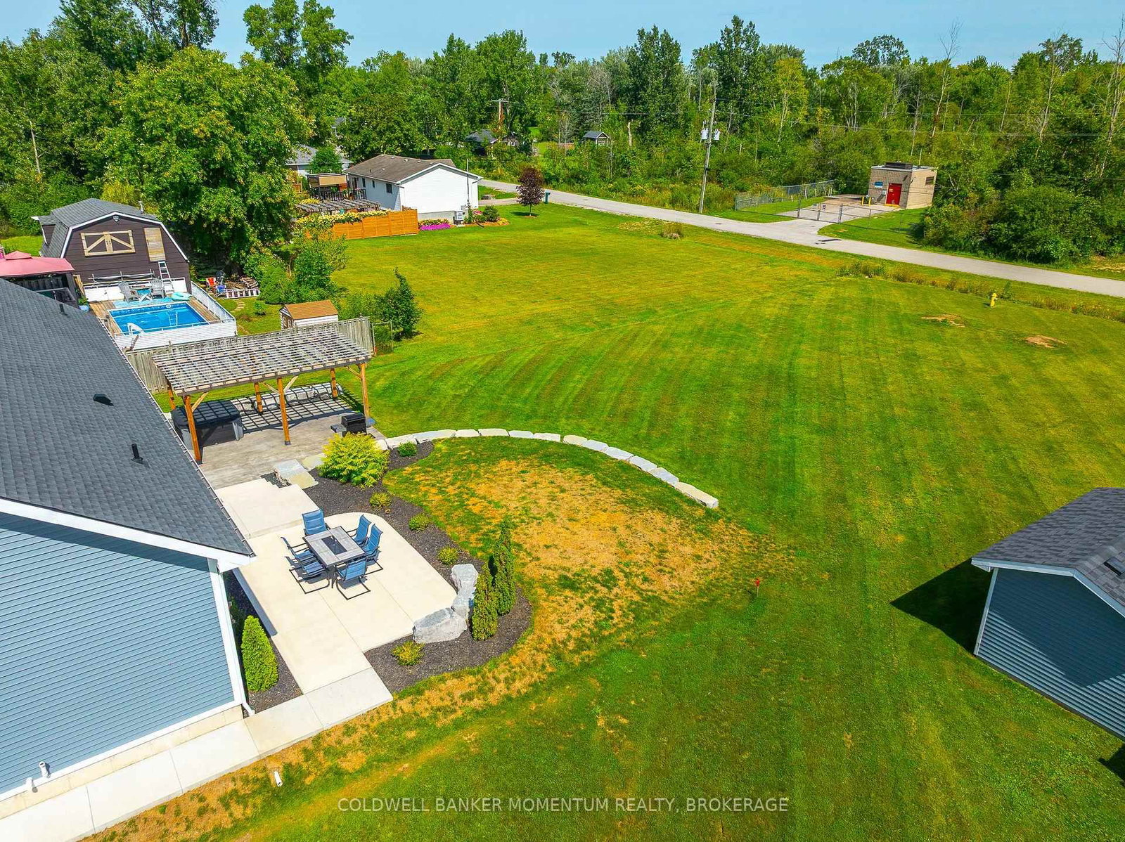 104 Neva Road • Fort Erie, ON photo 37