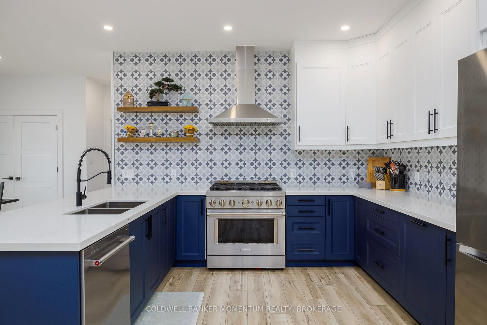 104 Neva Road • Fort Erie, ON photo 8