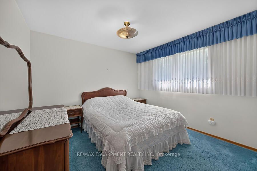 57 Turnbull Road • Hamilton, ON photo 11