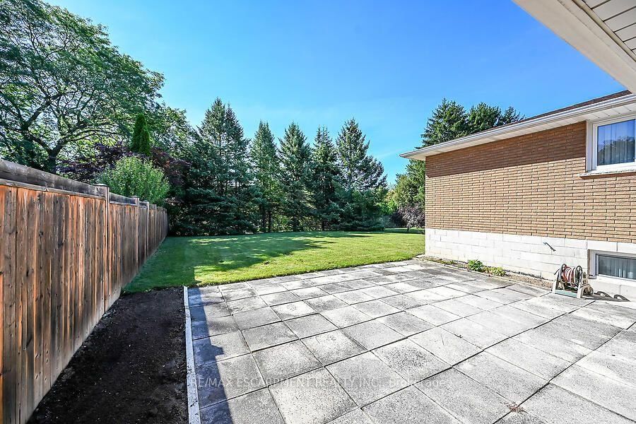 57 Turnbull Road • Hamilton, ON photo 20