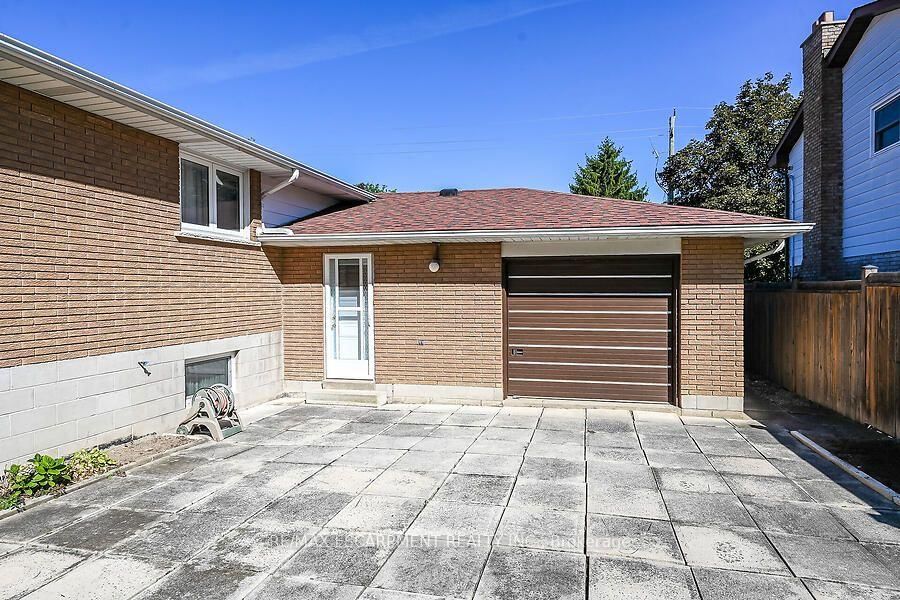 57 Turnbull Road • Hamilton, ON photo 22