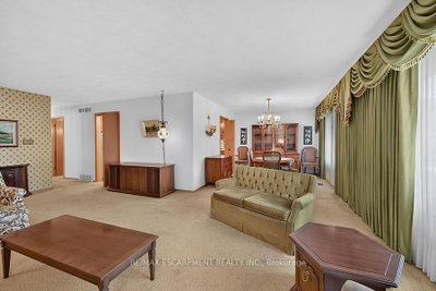 57 Turnbull Road • Hamilton, ON photo 4