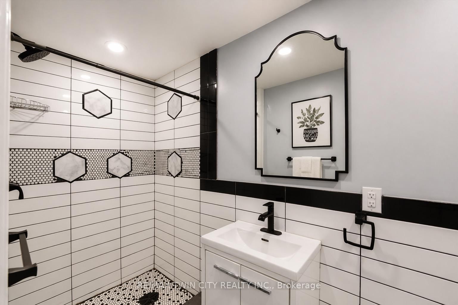 86 Carlyle Drive • Kitchener, ON photo 32
