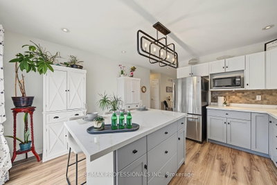 3 Oliver Court • Brantford, ON photo 5