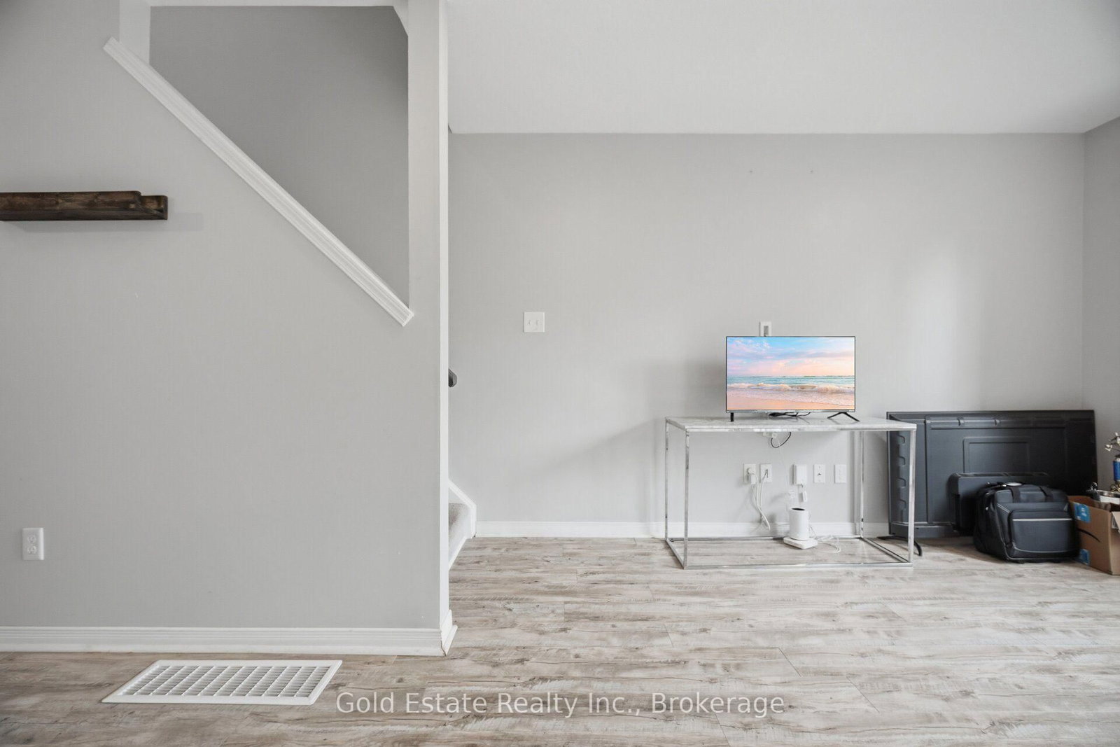 135 HARDCASTLE Drive • #86 • Cambridge, ON photo 17