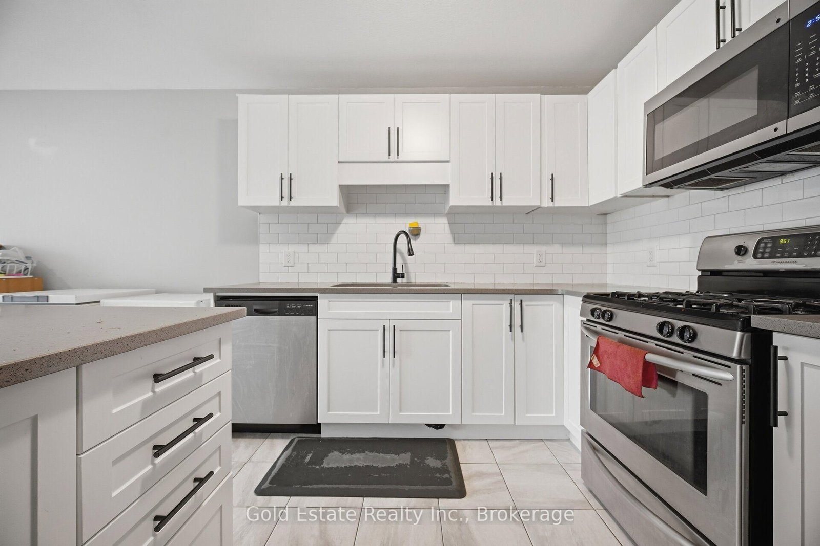 135 HARDCASTLE Drive • #86 • Cambridge, ON photo 9