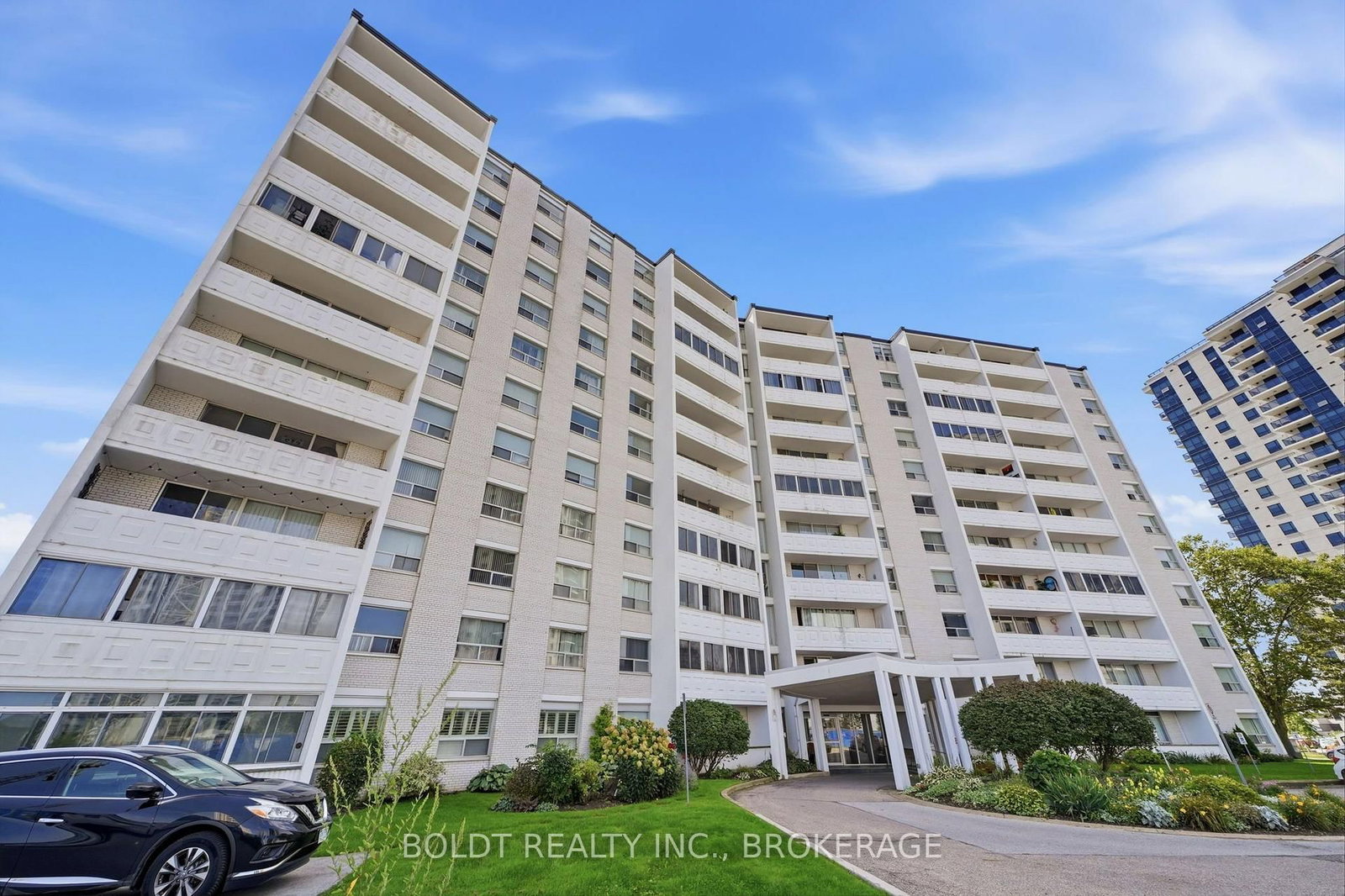 35 Towering Heights Boulevard • #1008 • St. Catharines, ON photo 4