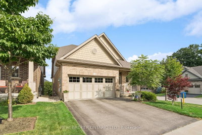 10 Chestnut Drive • Guelph/Eramosa, ON photo 3
