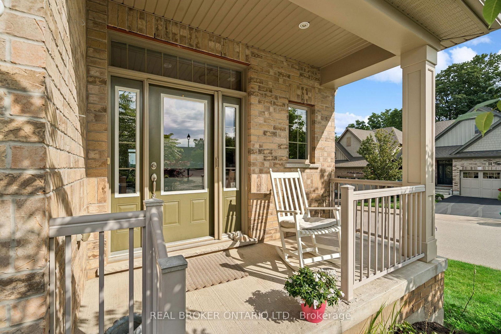 10 Chestnut Drive • Guelph/Eramosa, ON photo 5