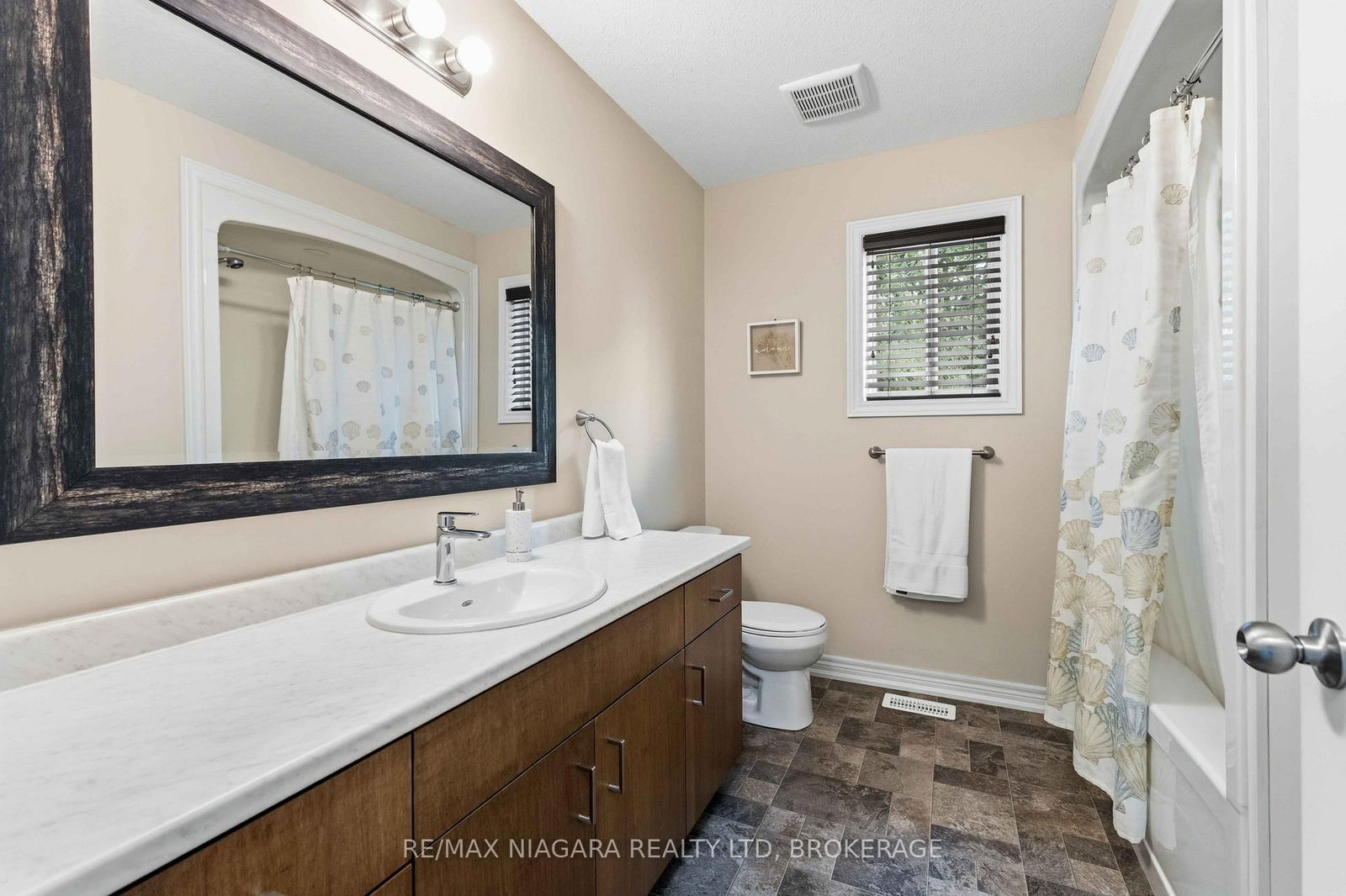 23B Bloomfield Avenue • St. Catharines, ON photo 29